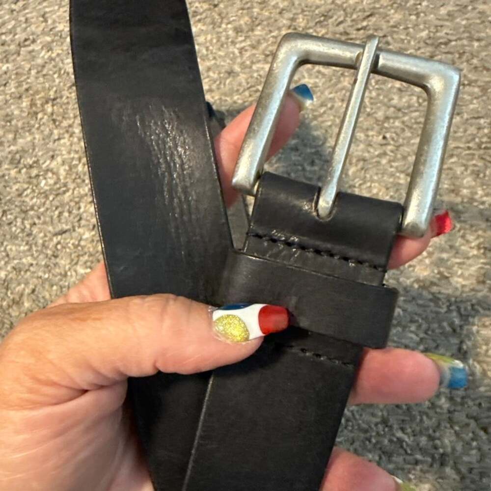 Genuine Leather Wide Prong Belt Size 30-32 Black Leather